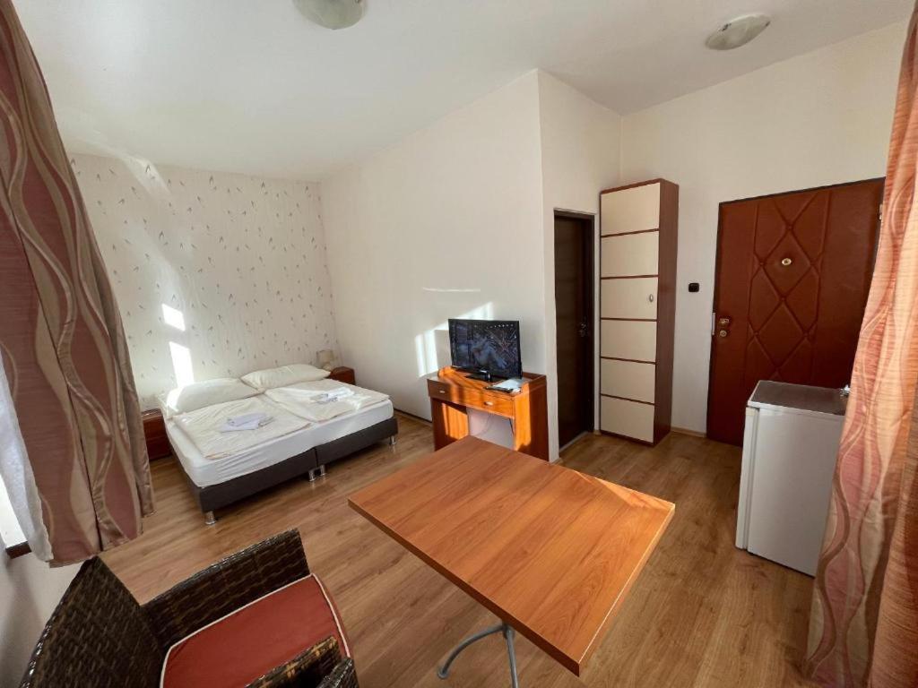 Penzion Tulip Červený Kláštor Exteriör bild